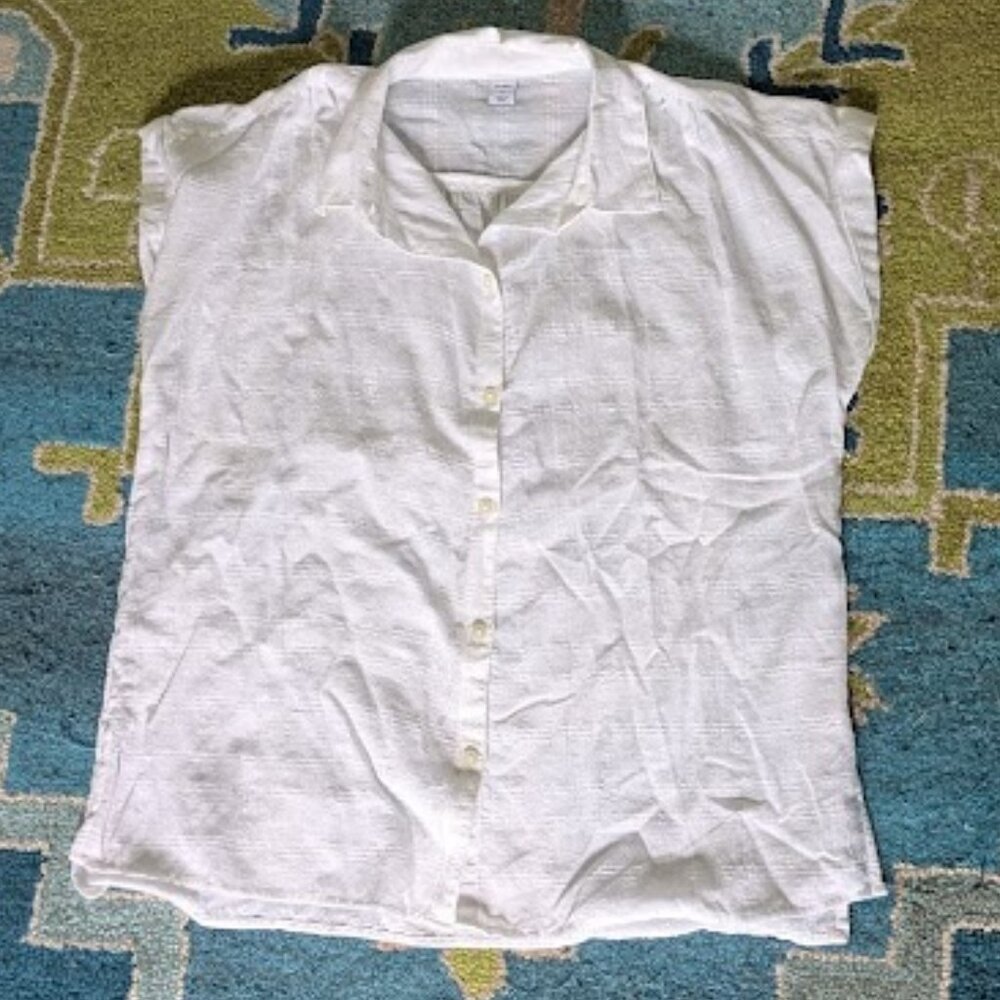 OLD NAVY Women Sz M Shirt Top Button Up White Cap Sleeve Windowpane 100% Cotton